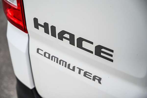 2020 Toyota Hiace Commuter GDH322R