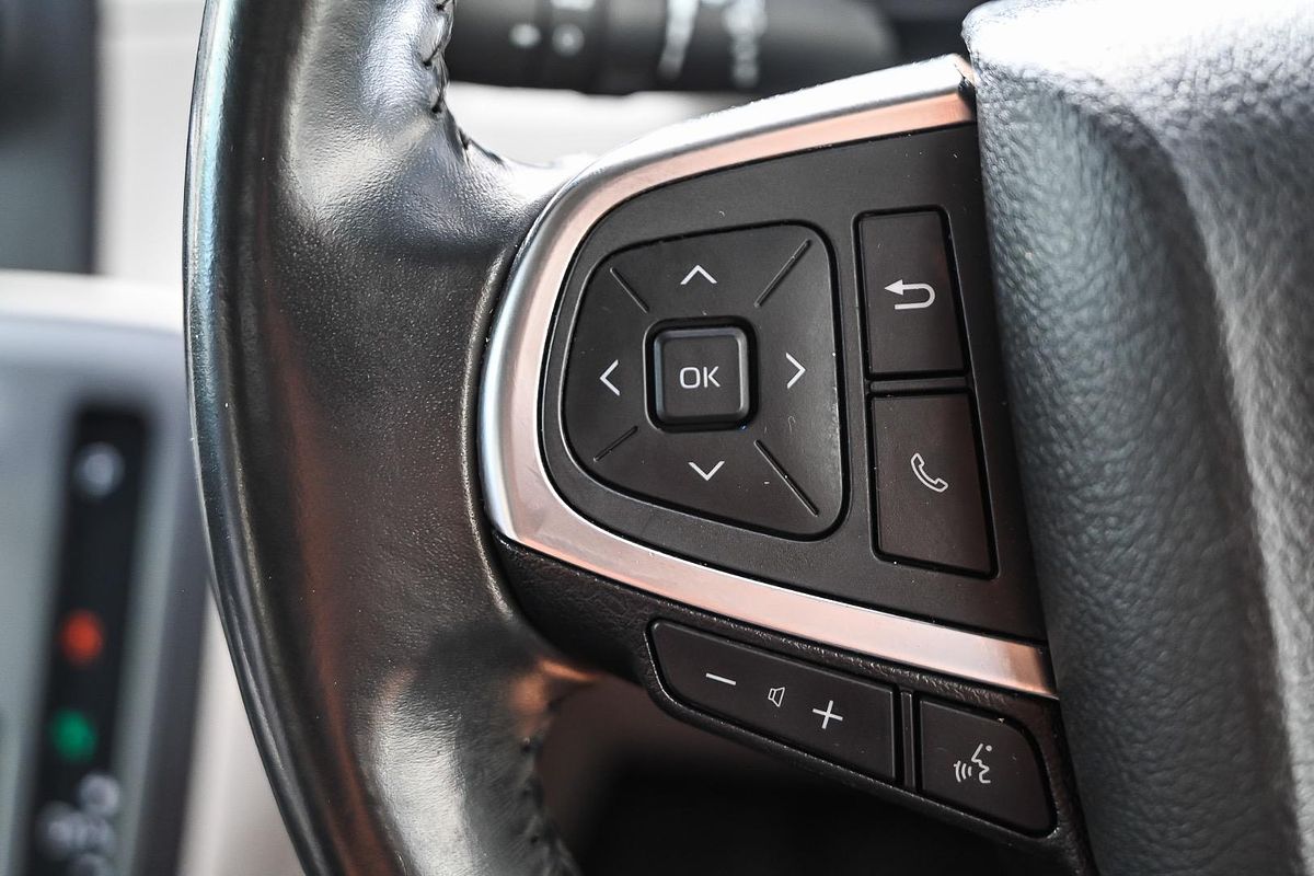 2020 Toyota Hiace Commuter GDH322R