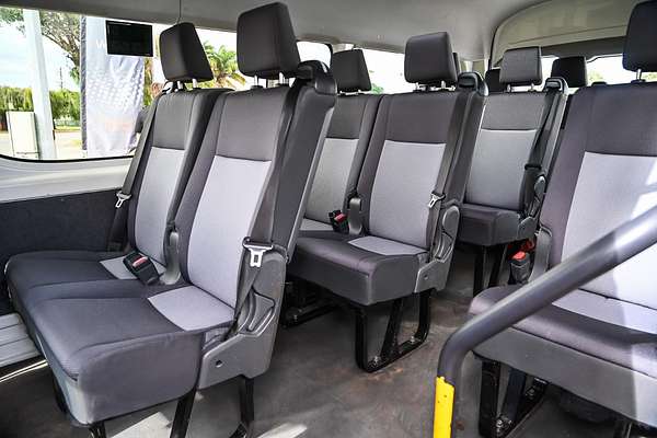 2020 Toyota Hiace Commuter GDH322R