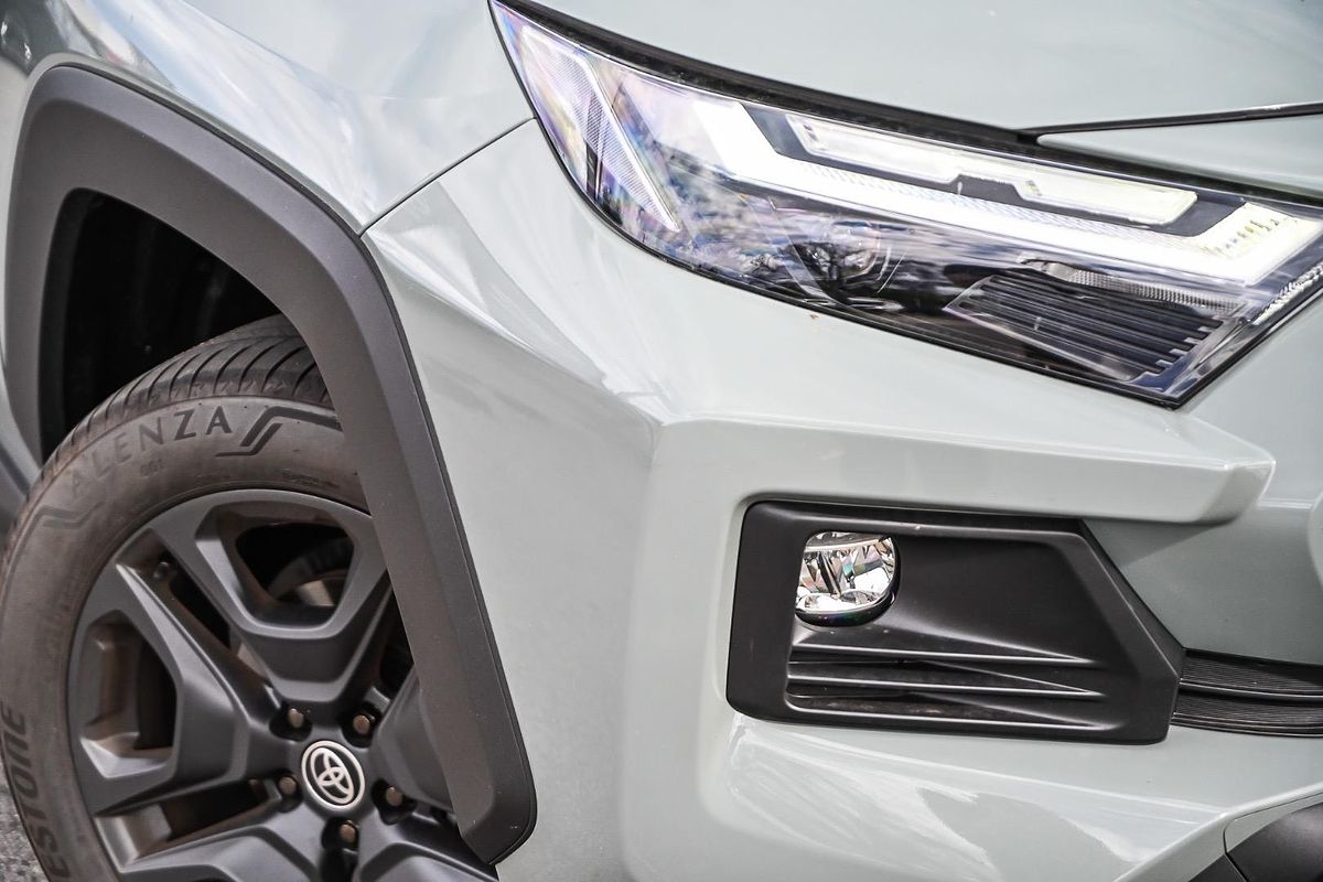2024 Toyota RAV4 Edge AXAH54R