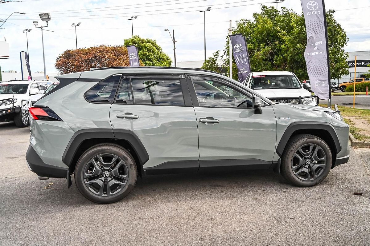 2024 Toyota RAV4 Edge AXAH54R