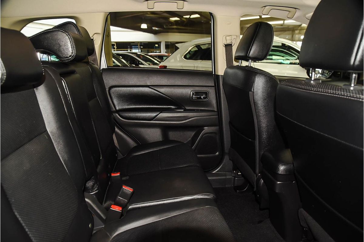 2017 Mitsubishi Outlander Exceed ZL