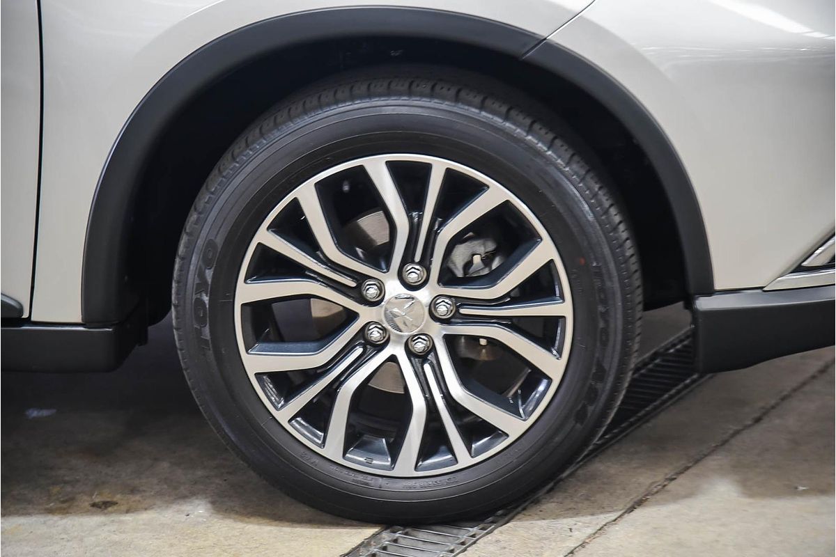 2017 Mitsubishi Outlander Exceed ZL