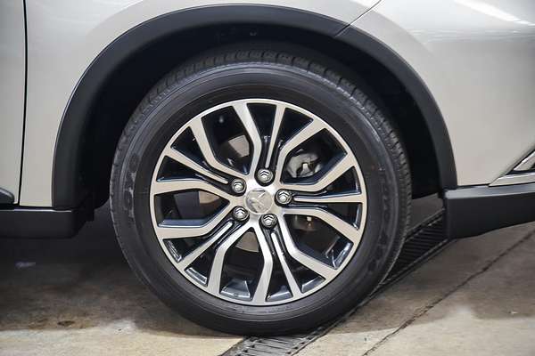2017 Mitsubishi Outlander Exceed ZL