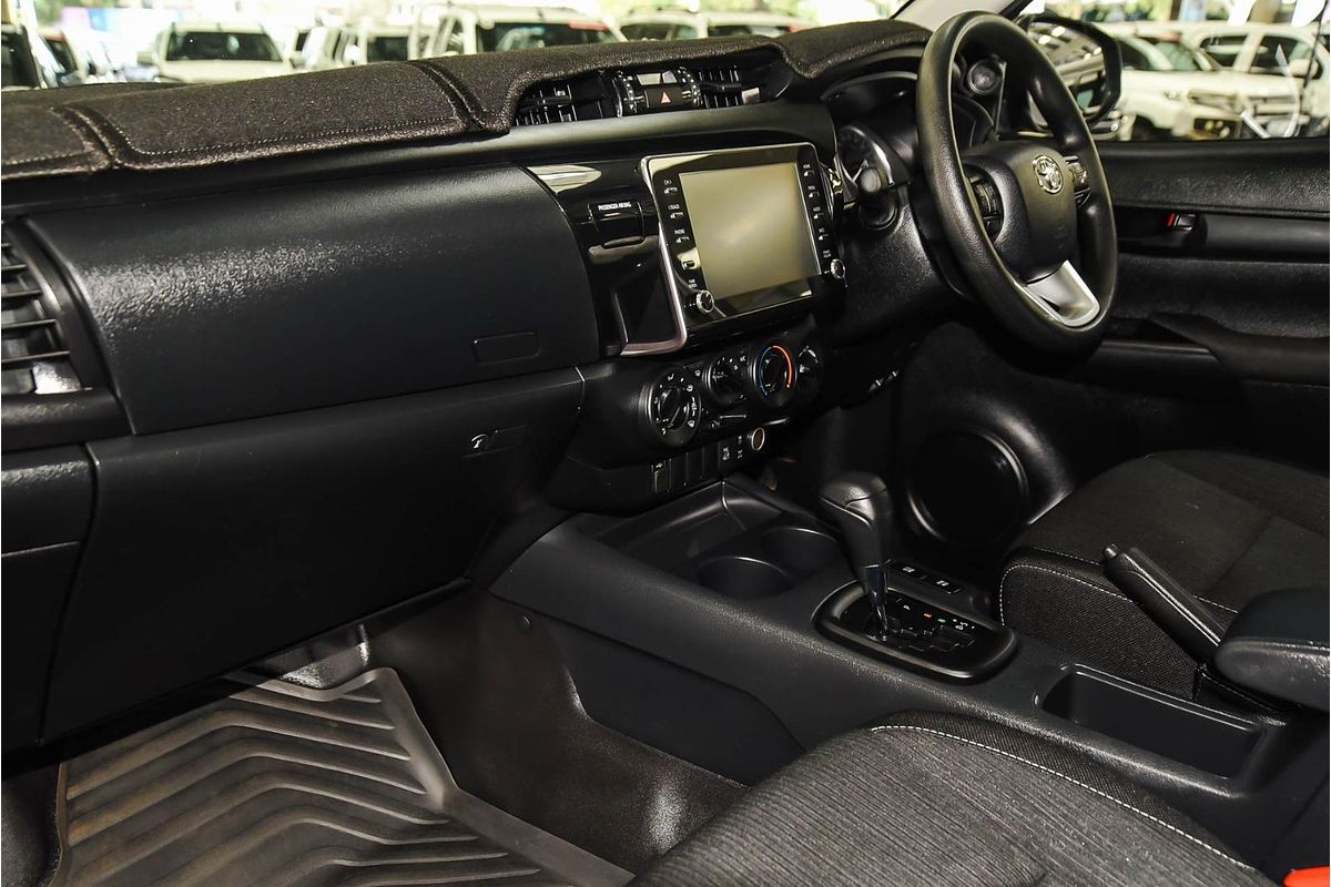 2021 Toyota Hilux SR GUN126R 4X4