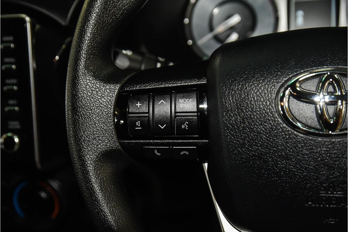 2021 Toyota Hilux SR GUN126R 4X4