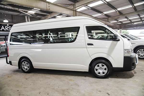 2017 Toyota Hiace Commuter KDH223R