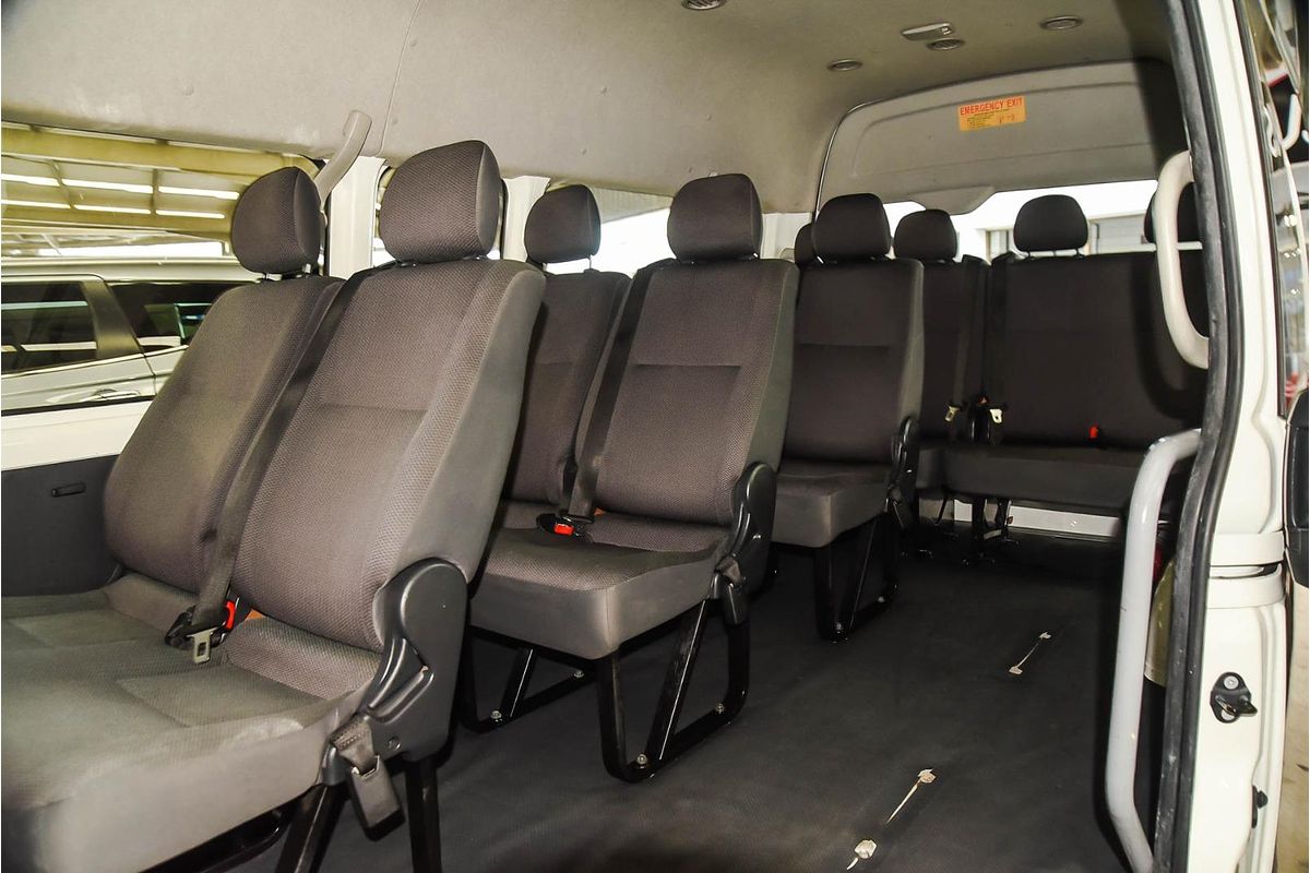 2017 Toyota Hiace Commuter KDH223R