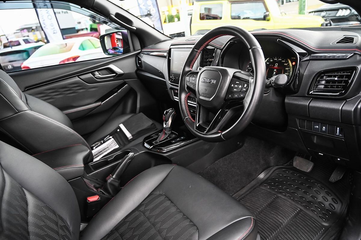 2024 Isuzu D-MAX X-TERRAIN 4X4