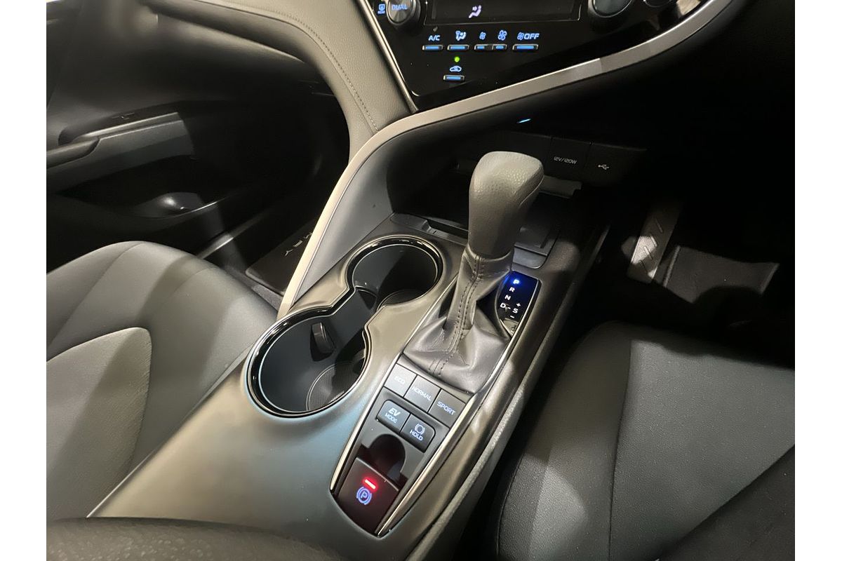 2024 Toyota Camry Ascent AXVH70R