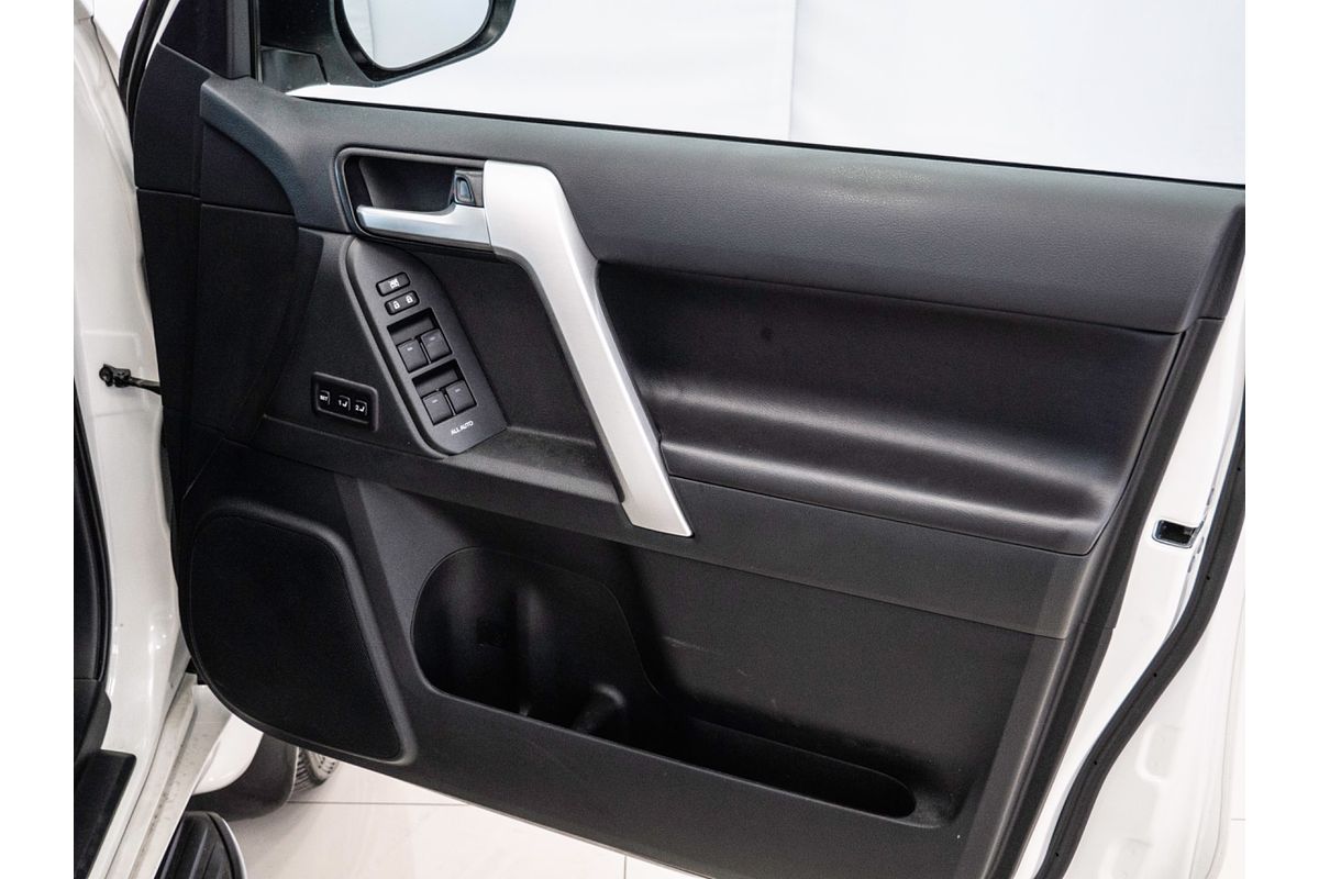 2023 Toyota Landcruiser Prado Kakadu GDJ150R