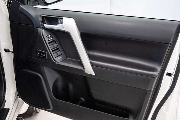 2023 Toyota Landcruiser Prado Kakadu GDJ150R
