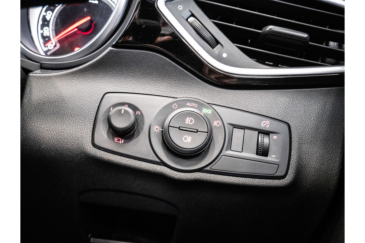2019 MG GS Essence X SAS2