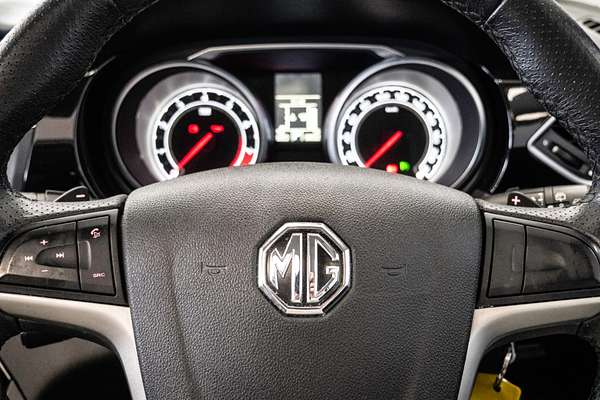 2019 MG GS Essence X SAS2