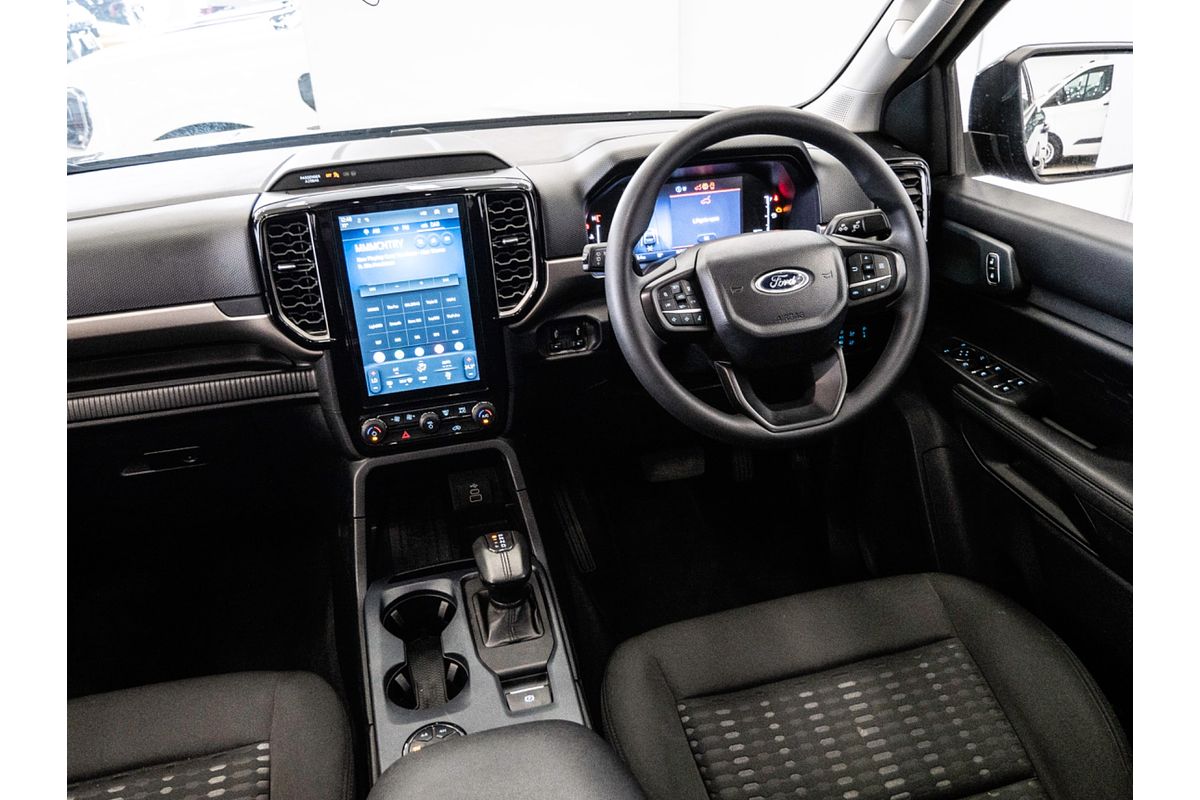 2024 Ford Everest Ambiente