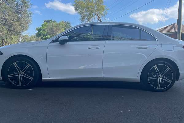 2019 Mercedes-Benz A-Class A200 V177