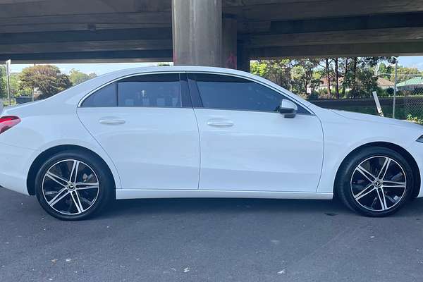 2019 Mercedes-Benz A-Class A200 V177