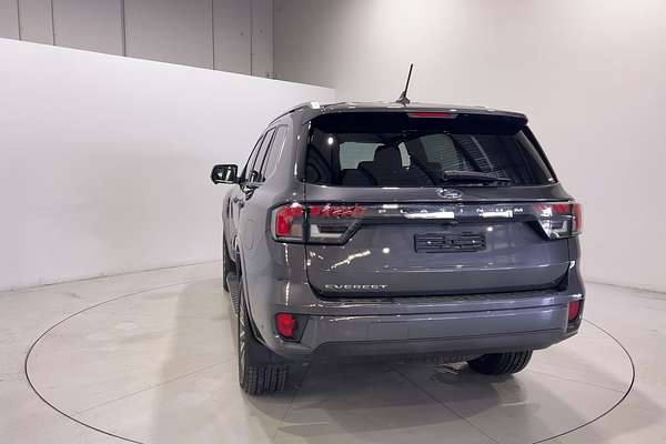 2024 Ford Everest Platinum
