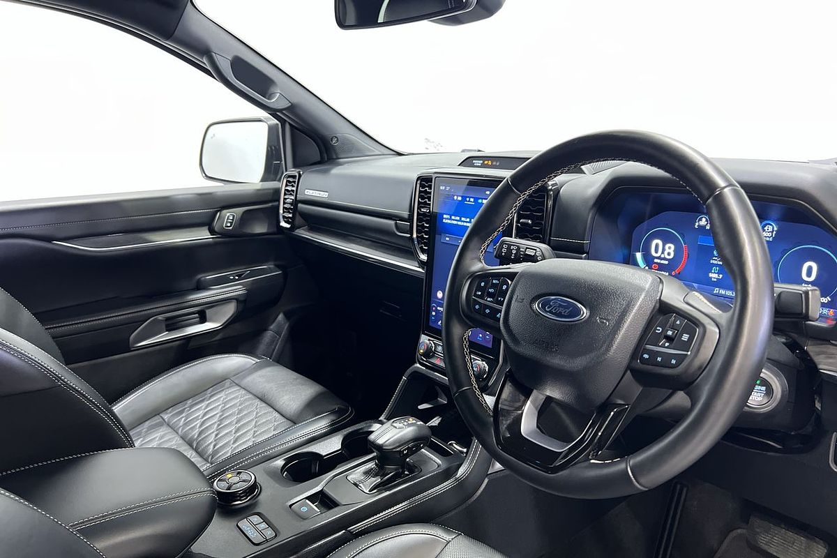 2024 Ford Everest Platinum