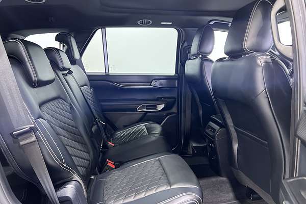 2024 Ford Everest Platinum