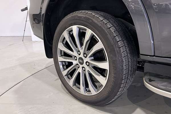 2024 Ford Everest Platinum
