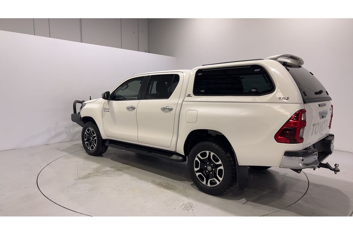 2022 Toyota Hilux SR5 GUN126R 4X4