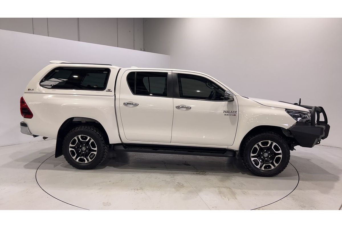 2022 Toyota Hilux SR5 GUN126R 4X4