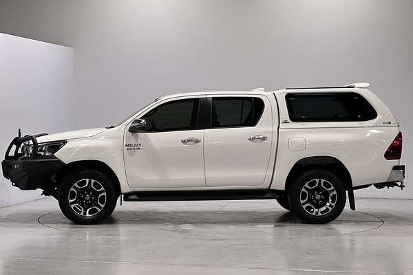 2022 Toyota Hilux SR5 GUN126R 4X4
