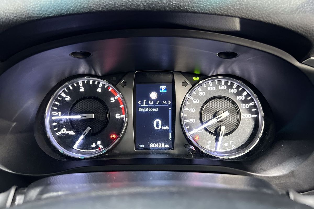 2022 Toyota Hilux SR5 GUN126R 4X4