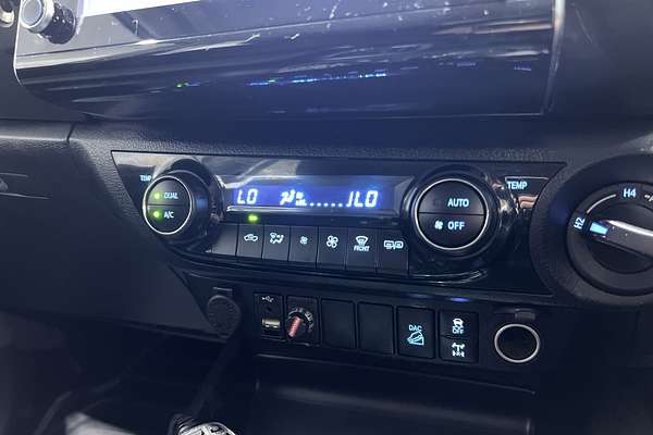 2022 Toyota Hilux SR5 GUN126R 4X4