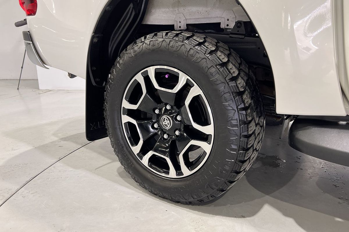 2022 Toyota Hilux SR5 GUN126R 4X4