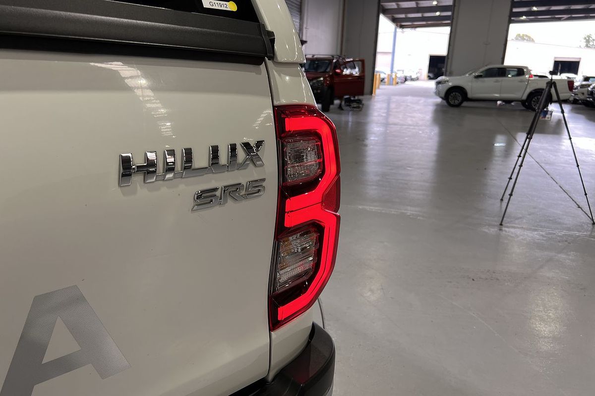 2022 Toyota Hilux SR5 GUN126R 4X4