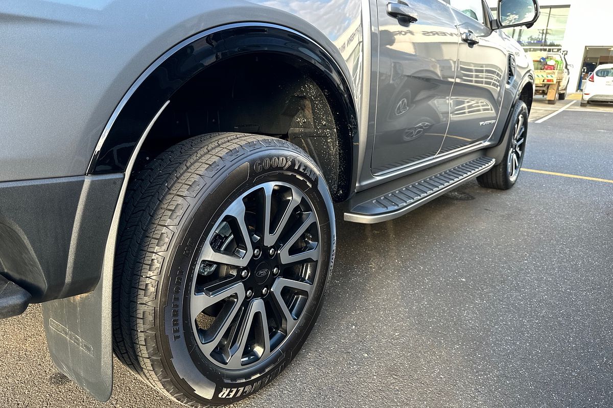 2025 Ford Ranger Platinum 4X4