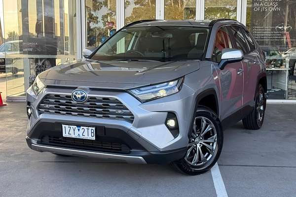 2024 Toyota RAV4 GXL AXAH52R
