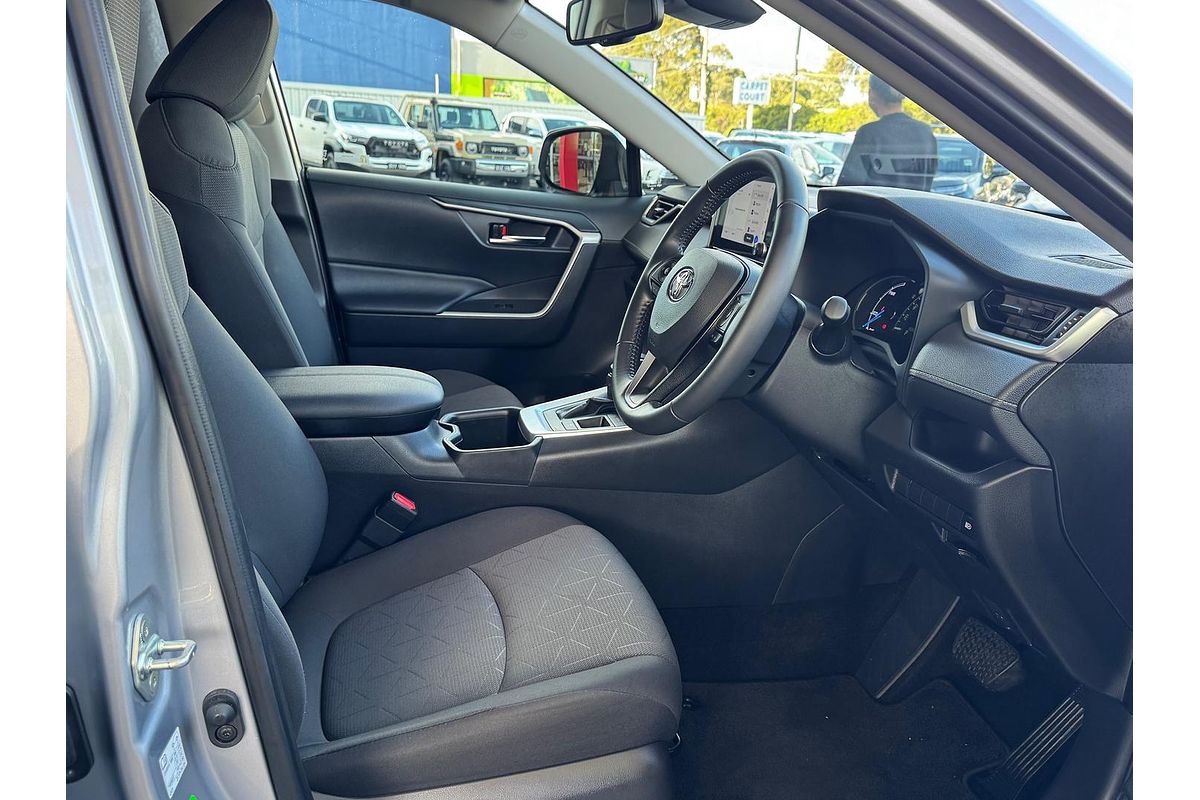 2024 Toyota RAV4 GXL AXAH52R