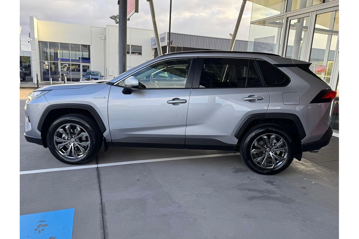 2024 Toyota RAV4 GXL AXAH52R