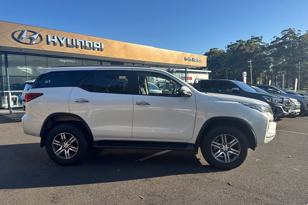 2024 Toyota Fortuner GXL GUN156R