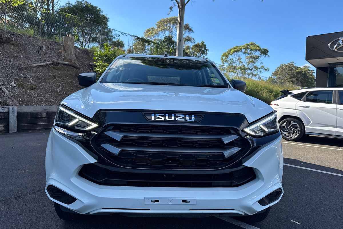 2023 Isuzu MU-X LS-M