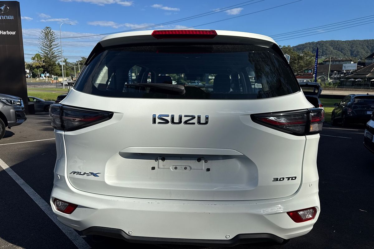 2023 Isuzu MU-X LS-M