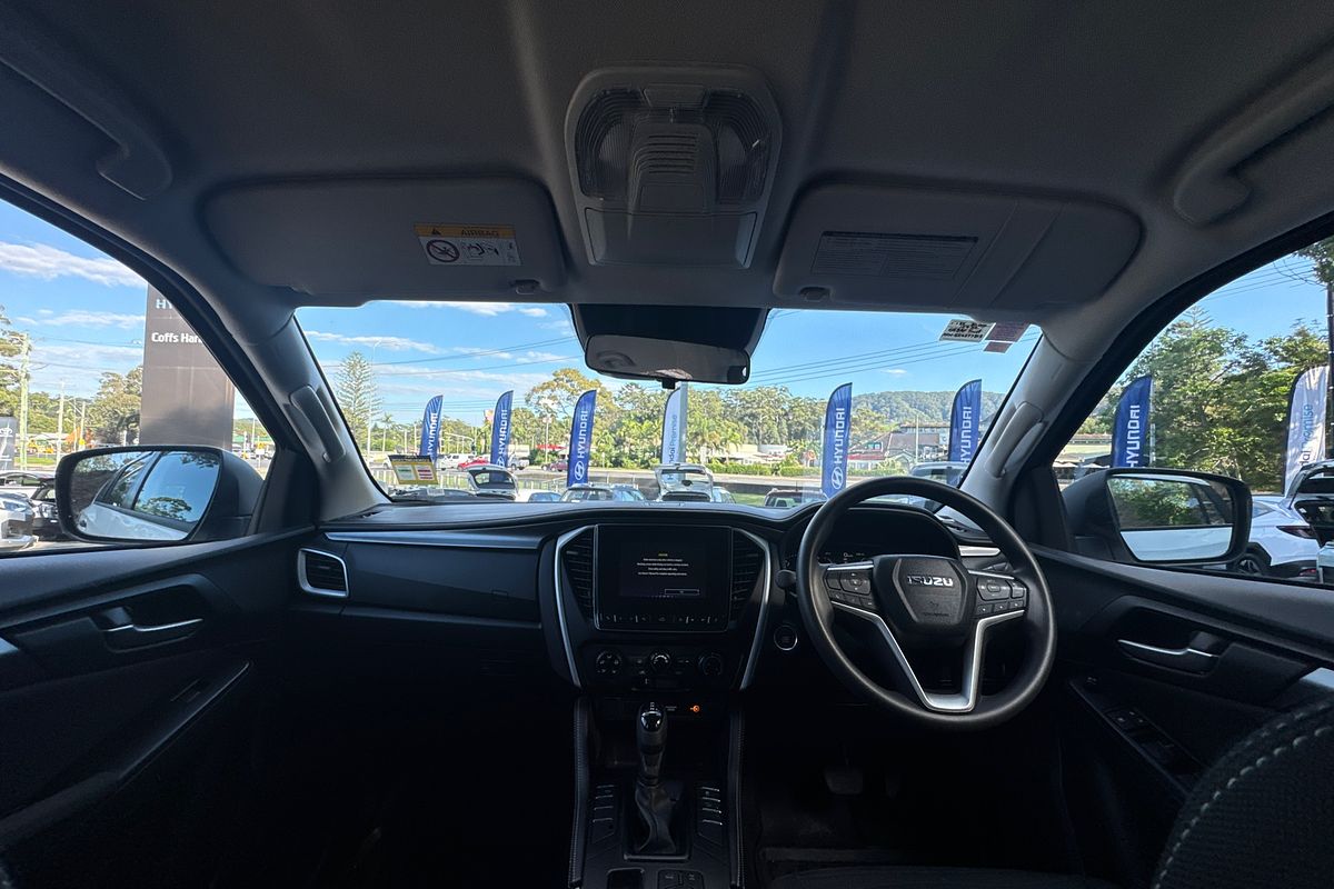 2023 Isuzu MU-X LS-M