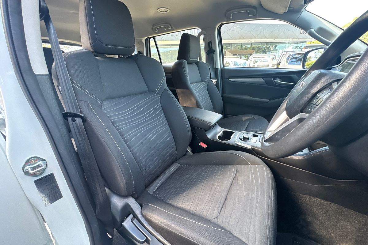 2023 Isuzu MU-X LS-M