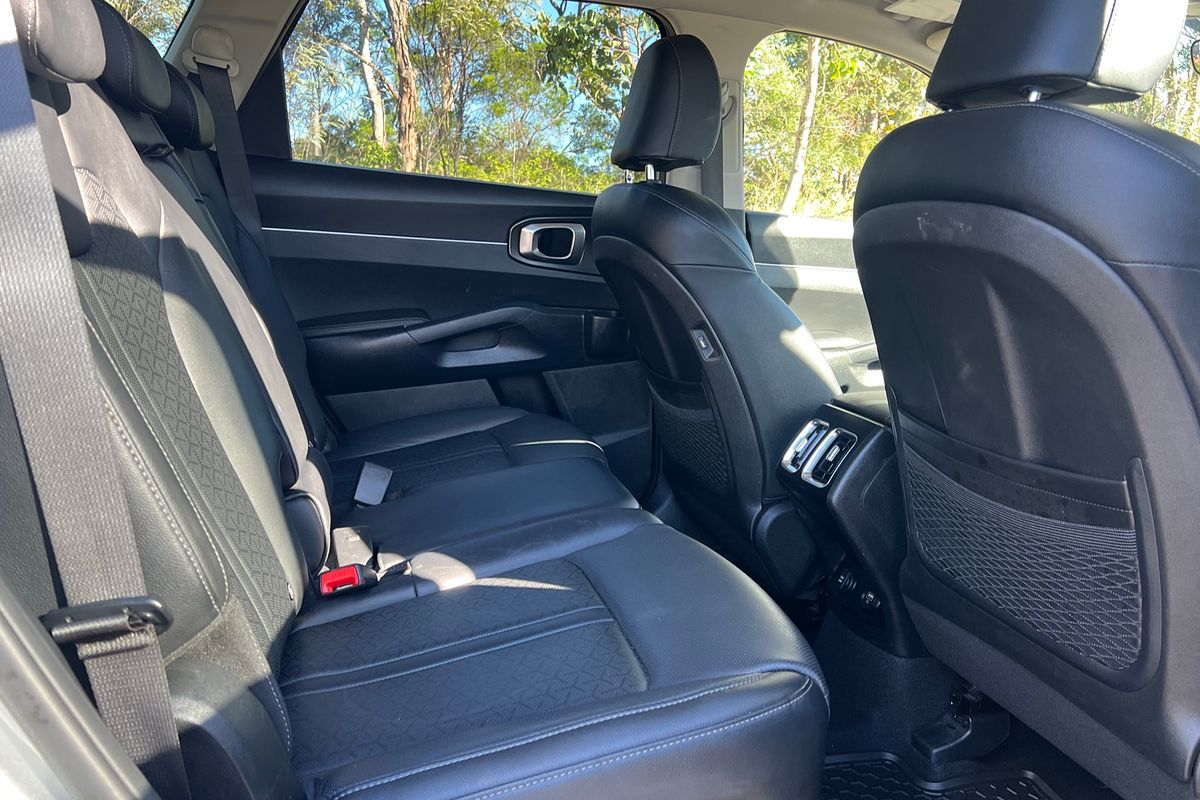 2023 Kia Sorento Sport+ MQ4