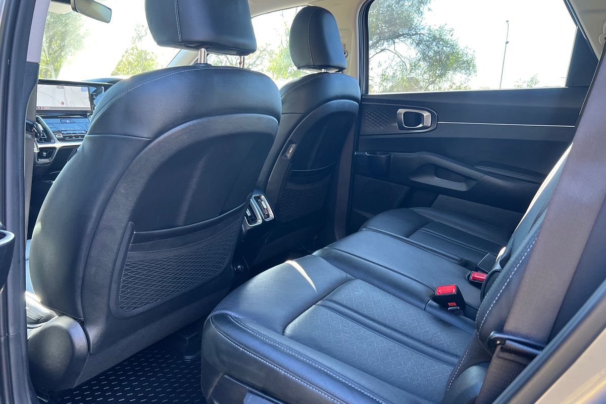 2023 Kia Sorento Sport+ MQ4