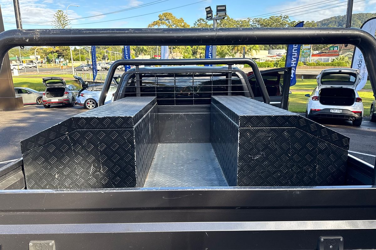2019 Toyota Hilux SR5 GUN126R 4X4