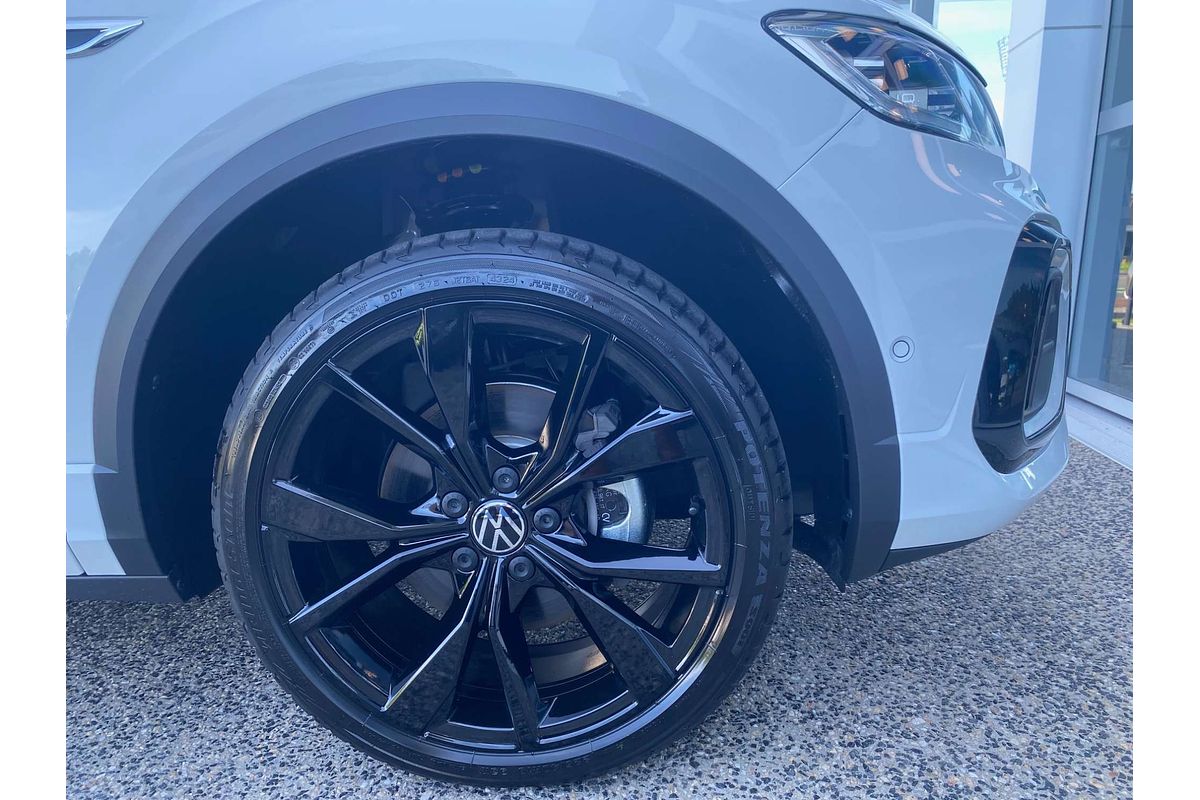 2024 Volkswagen T-Roc 140TSI R-Line D11