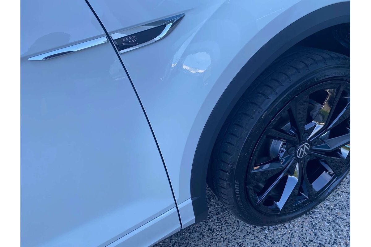2024 Volkswagen T-Roc 140TSI R-Line D11