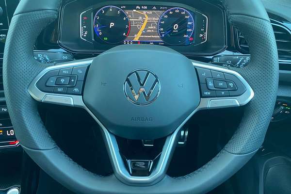2024 Volkswagen T-Roc 140TSI R-Line D11