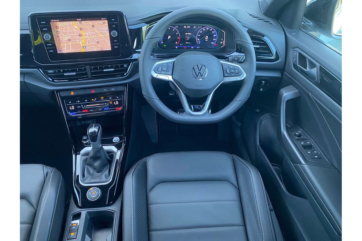 2024 Volkswagen T-Roc 140TSI R-Line D11