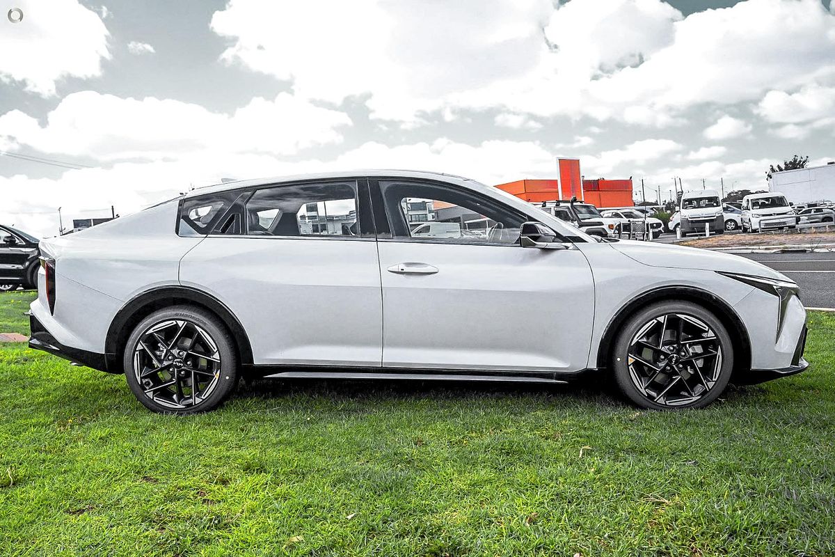 2025 Kia K4 GT-Line CL4m