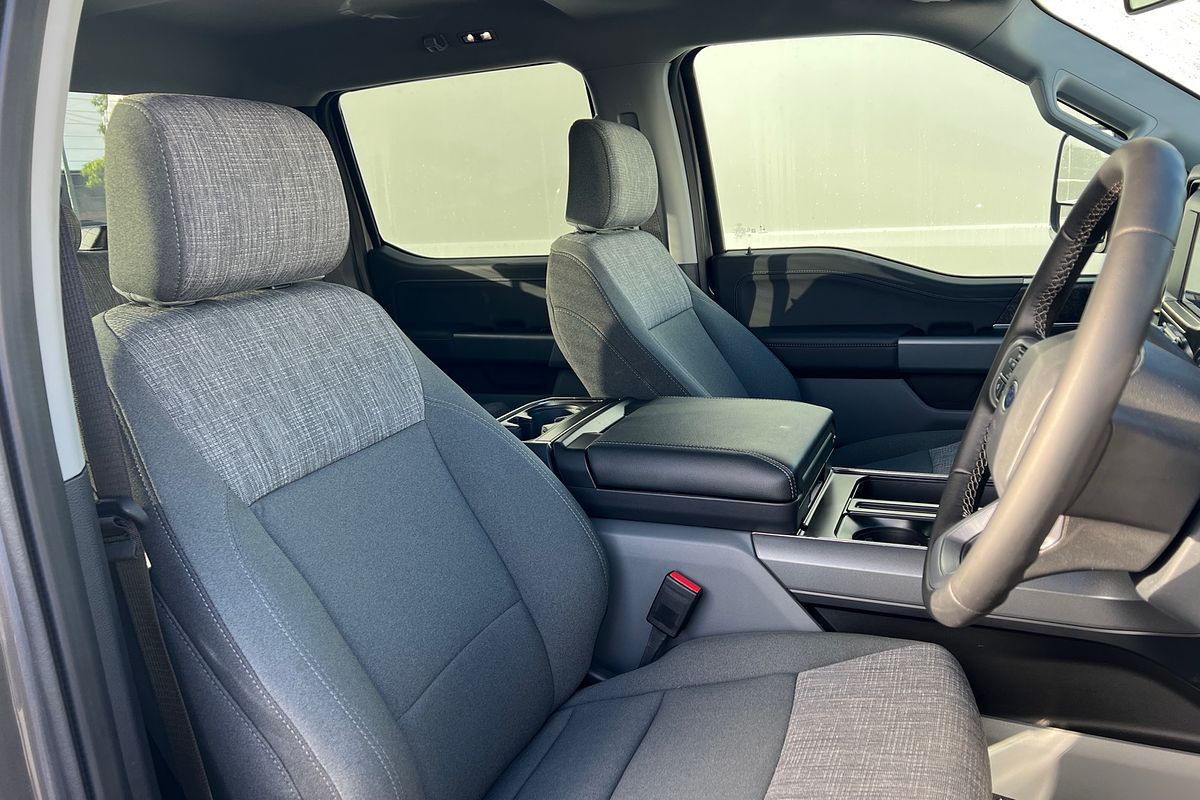 2023 Ford F-150 XLT 4X4 LWB